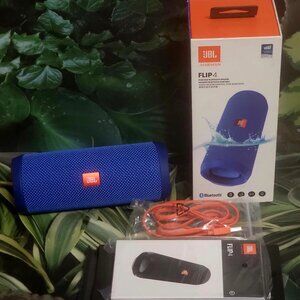 JBL Flip 4 Speaker with Bluetooth